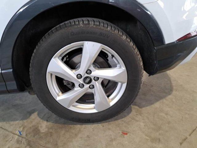 AUDI Q3 35 TDI S tronic Business Advanced