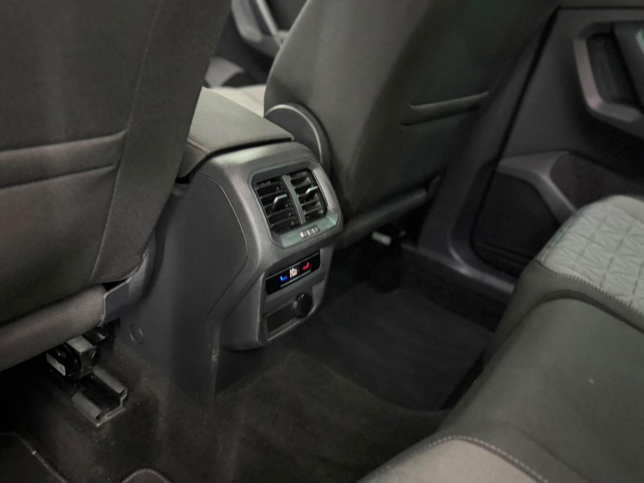Volkswagen Tiguan 2.0 TDI 150 CV SCR DSG Elegance
