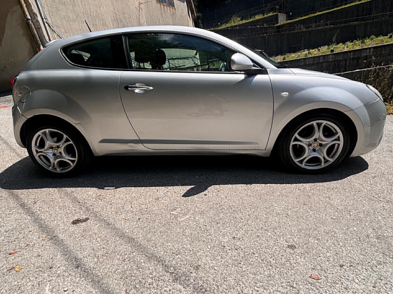 Alfa Romeo MiTo 1.3 JTDm-2 95 CV S&S Distinctive addetta per neopatentati