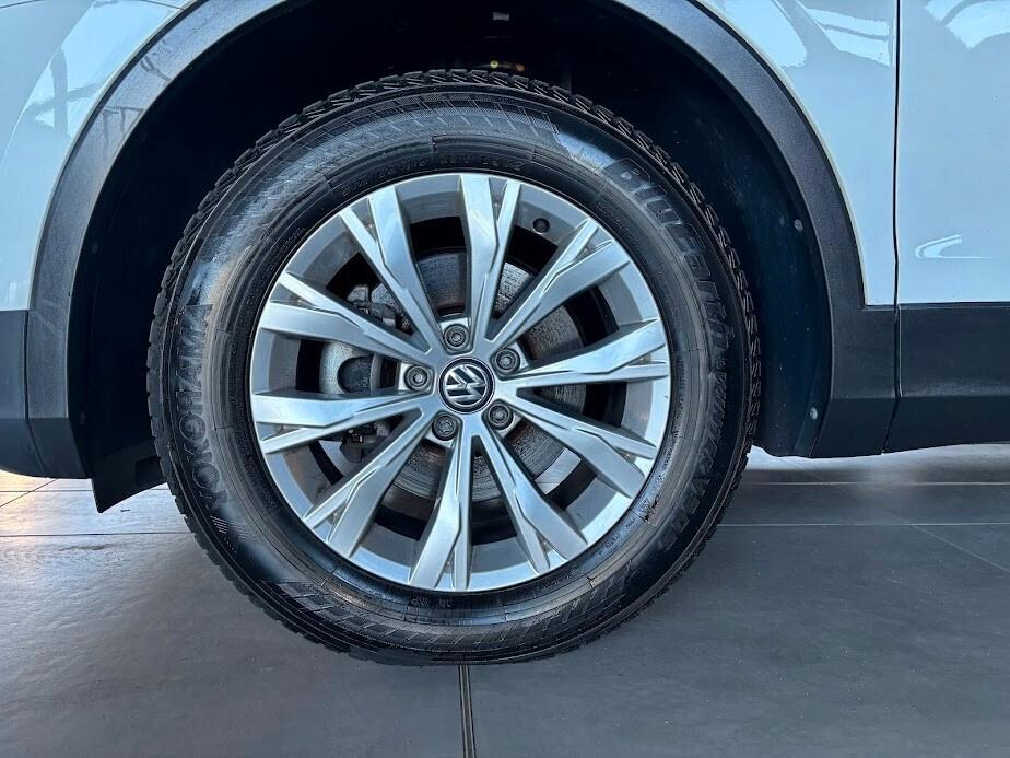 Volkswagen Tiguan 2.0 TDI SCR DSG 4MOTION Business BMT