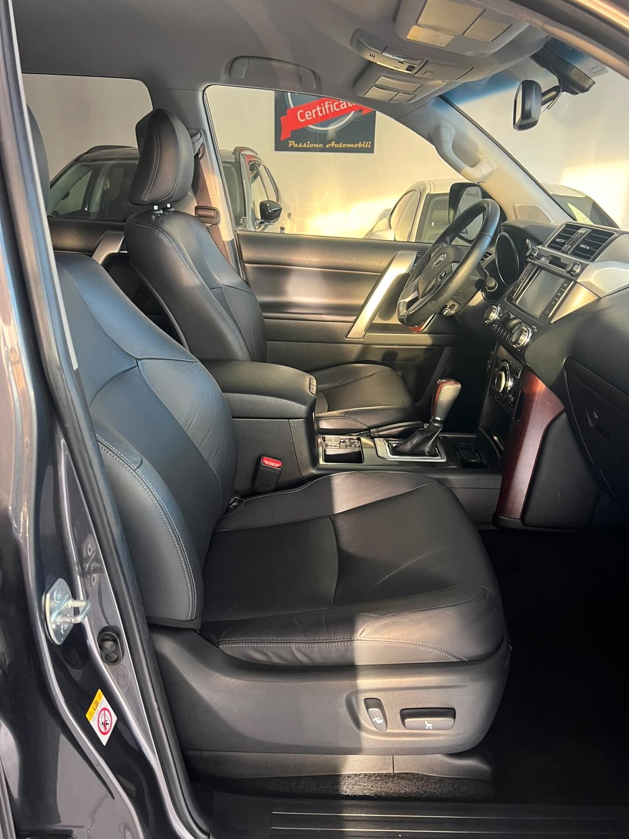 Toyota Land Cruiser 5p 2.8 d-4d Lounge AUTOMATICA + GANCIO TRAINO IVA ESCLUSA