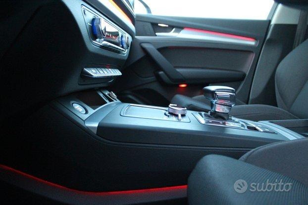 Audi Q5 2.0 TDI Aut. *LUCI AMBIENTE *V.COCKPIT