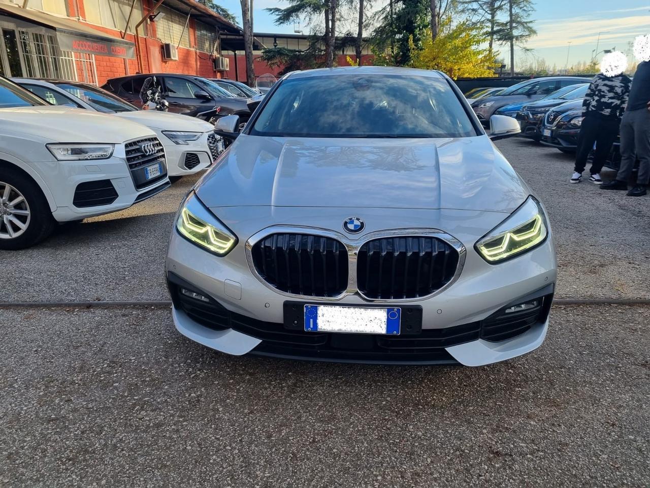 Bmw 118 118d 5p. Business Advantage FARI LED PDC CERCHI GARANZIA 24 MESI KM CERTIFICATI