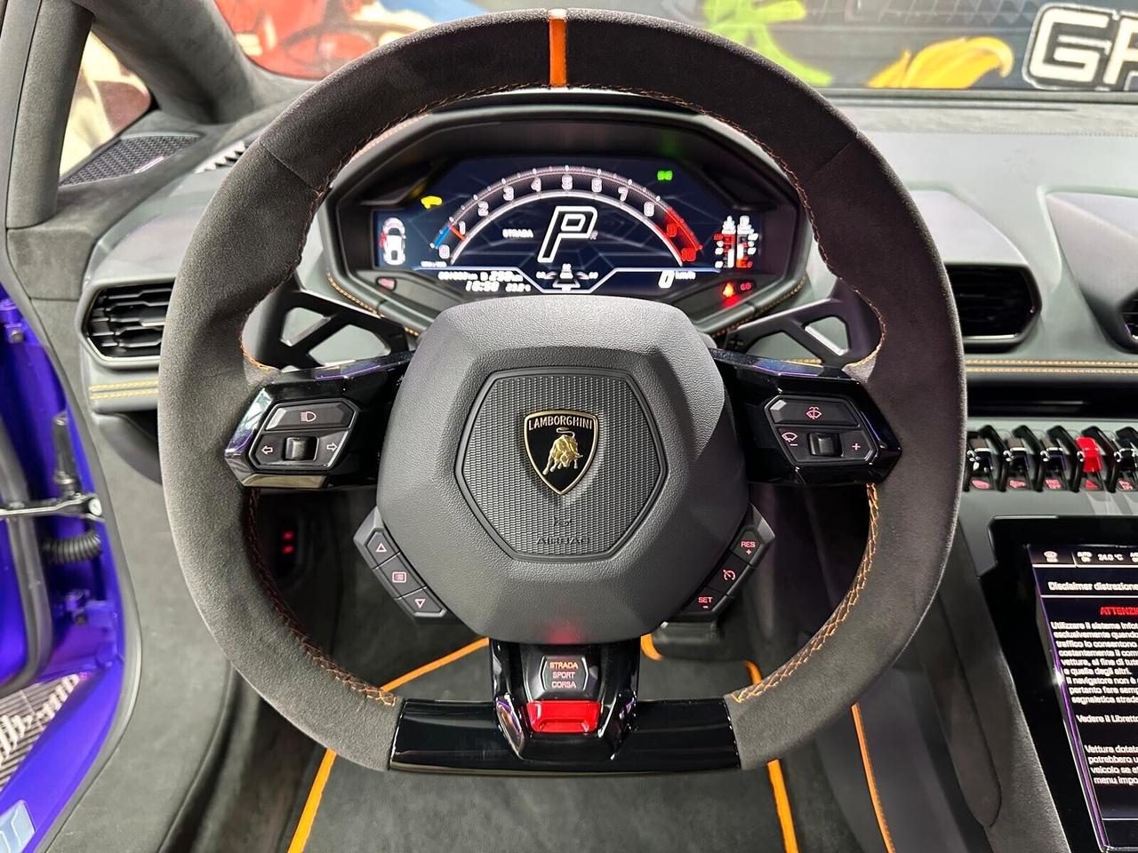 Lamborghini Huracan Tecnica Coupe 5.2 640 awd (333)