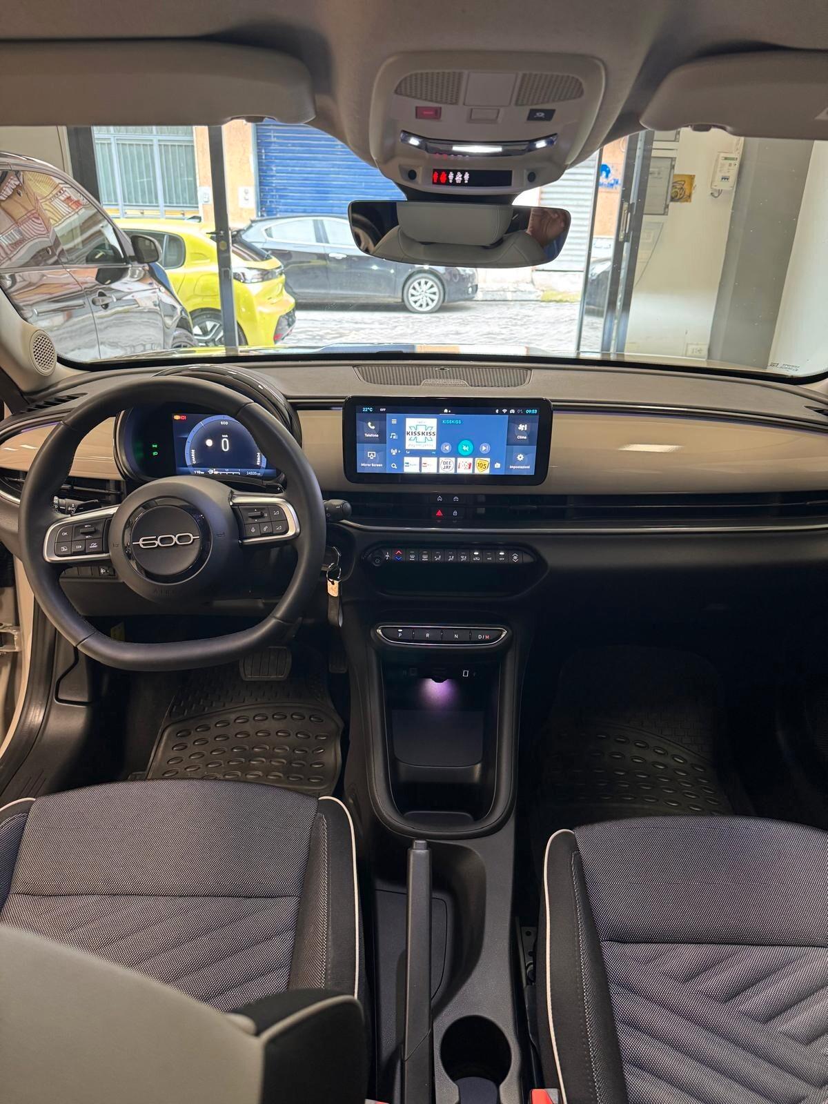 Fiat 600 Hybrid 100 CV DCT MHEV