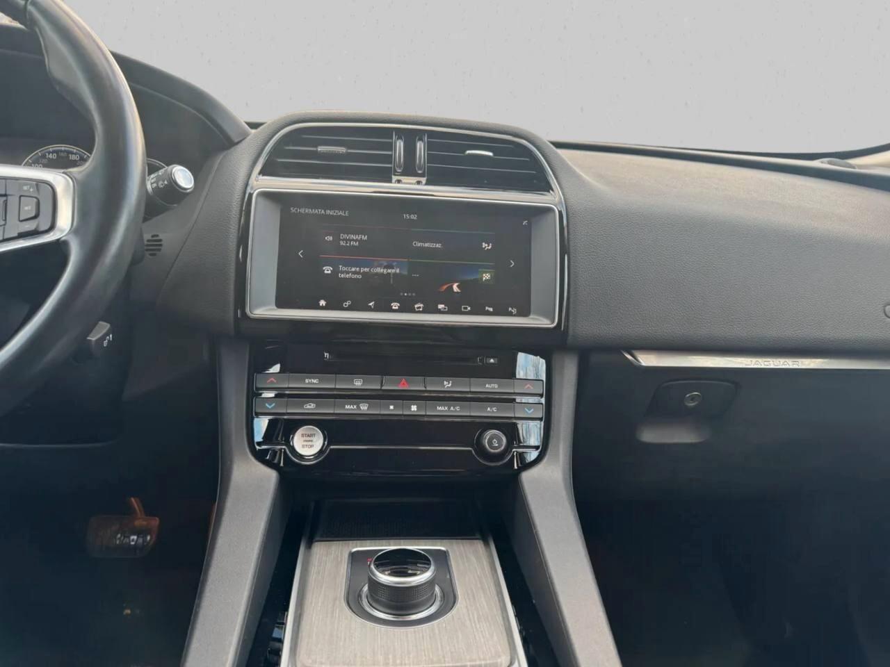 Jaguar F-Pace 2.0 D 180 CV AWD Prestige 12/2017