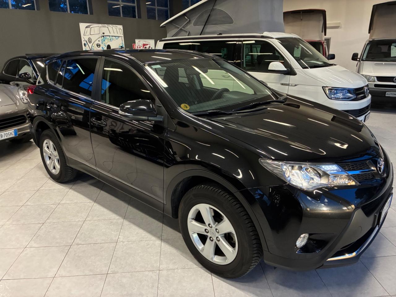 Toyota RAV 4 2.0 D-4D 2WD Active