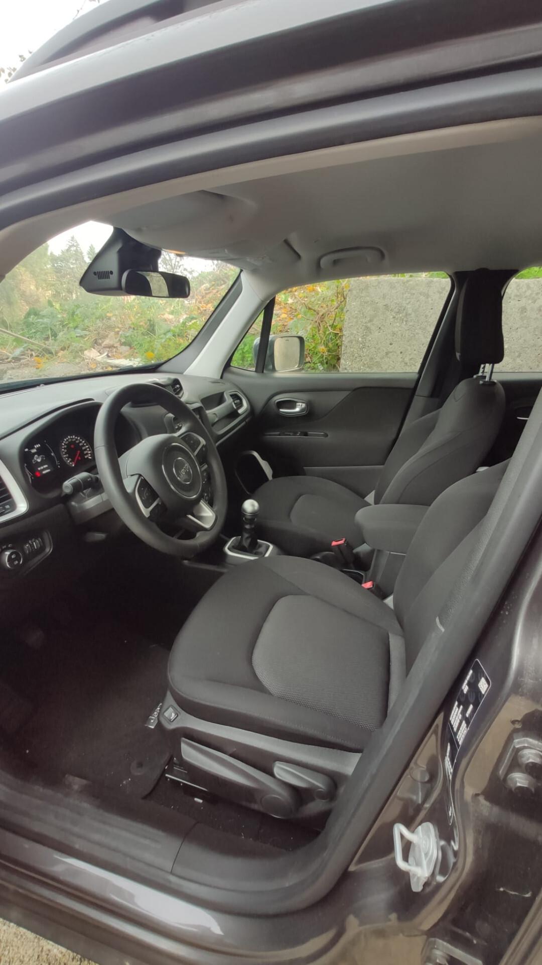 Jeep Renegade 1.6 Mjt 120 CV Limited pochissimi KM come nuova