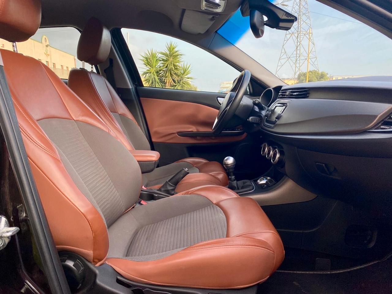 Alfa Romeo Giulietta 1.6 JTDm-2 105 CV Exclusive