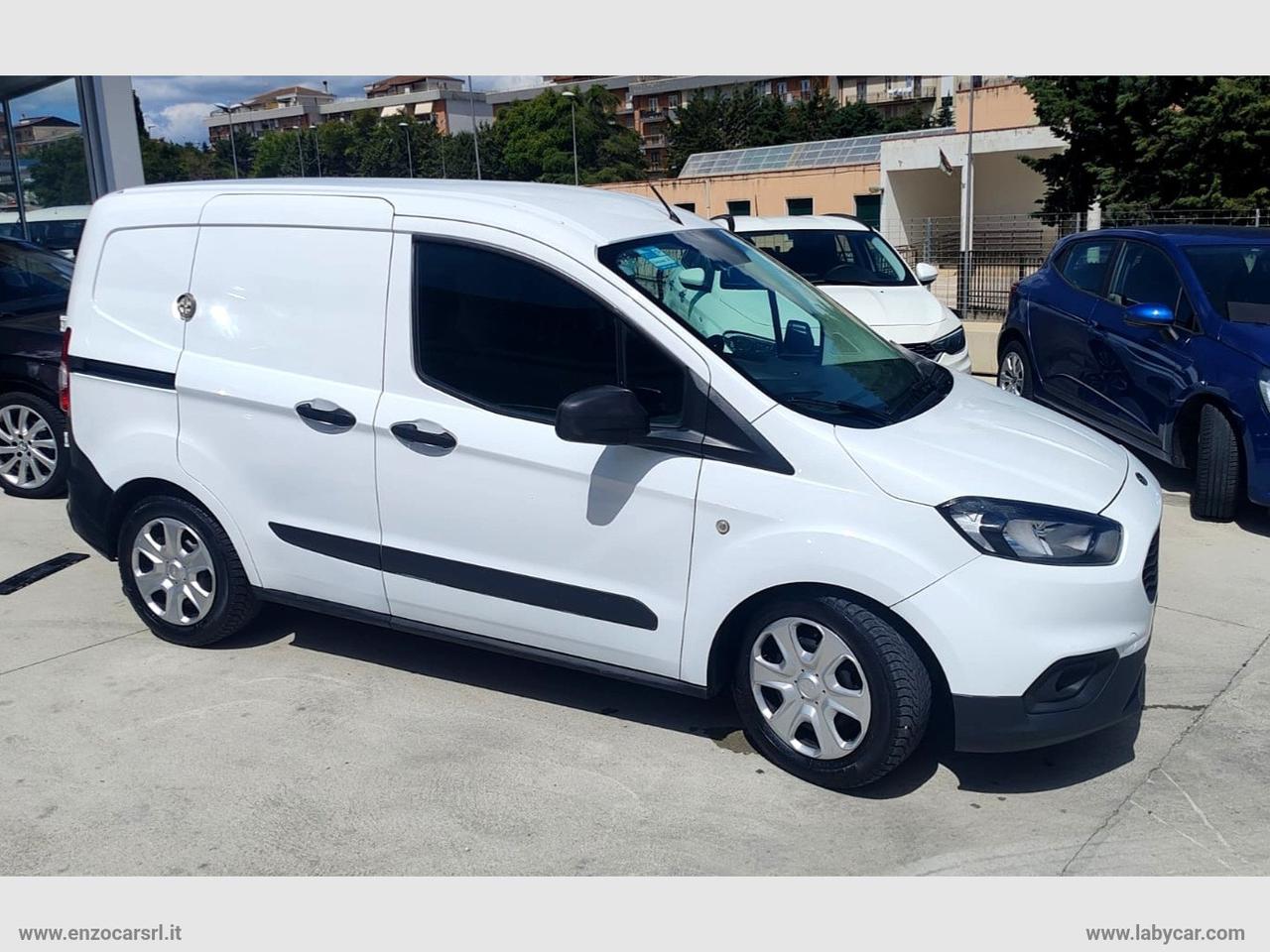 Transit Courier 1.5 TDCi 75CV Van Entry