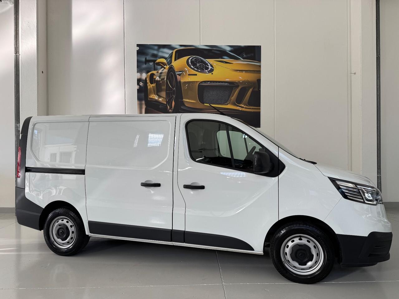 Renault Trafic T27 2.0 dCi 130CV PC-TN Furgone Ice