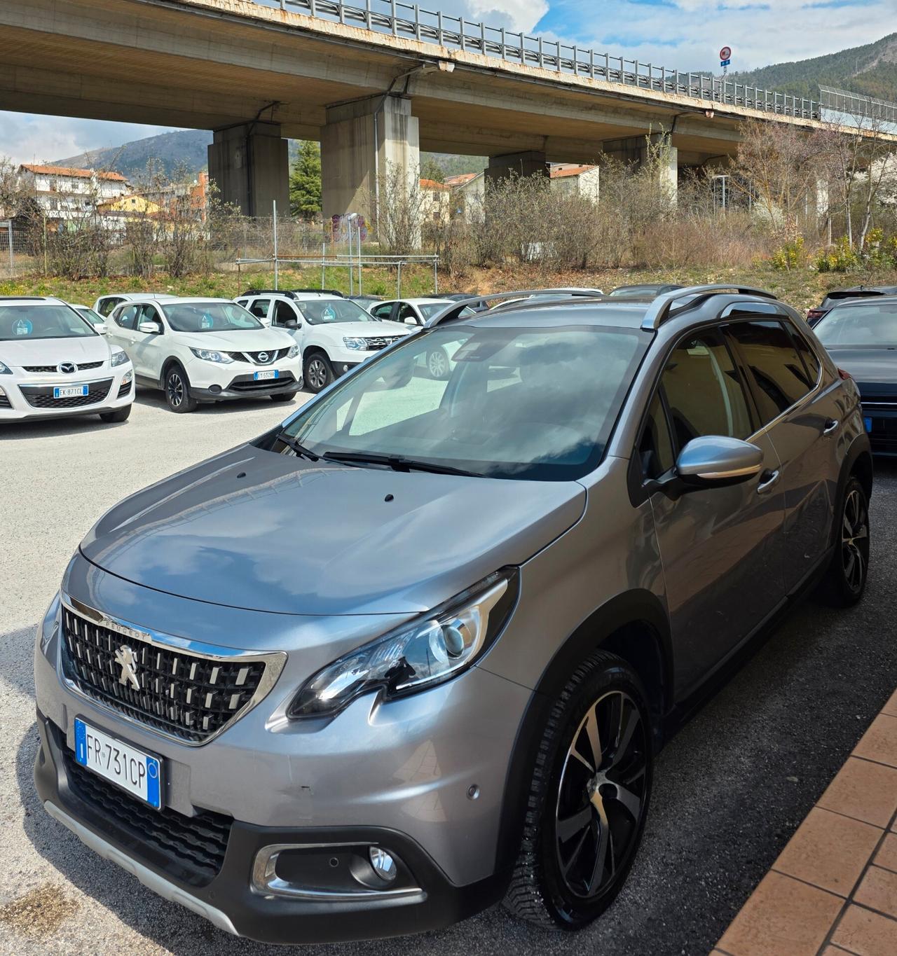 Peugeot 2008 BlueHDi 100 Allure