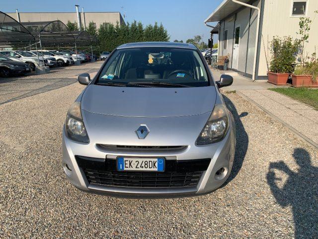 RENAULT Clio 1.2 16V 5 porte Live!