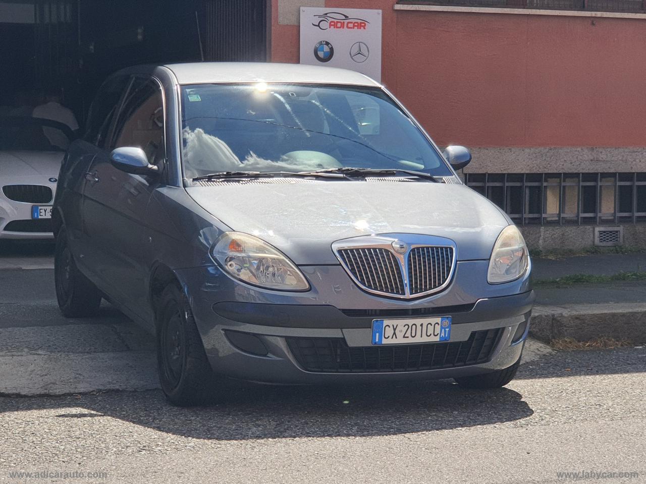 LANCIA Ypsilon 1.2