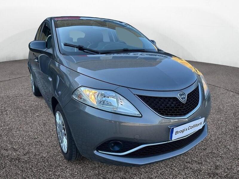 Lancia Ypsilon III 2015 5 Porte 1.2 69cv Silver