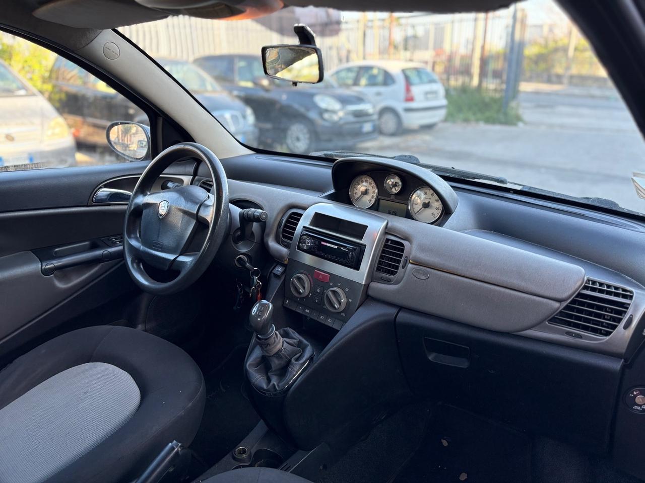 Lancia Ypsilon 1.2cc Benzina GPL