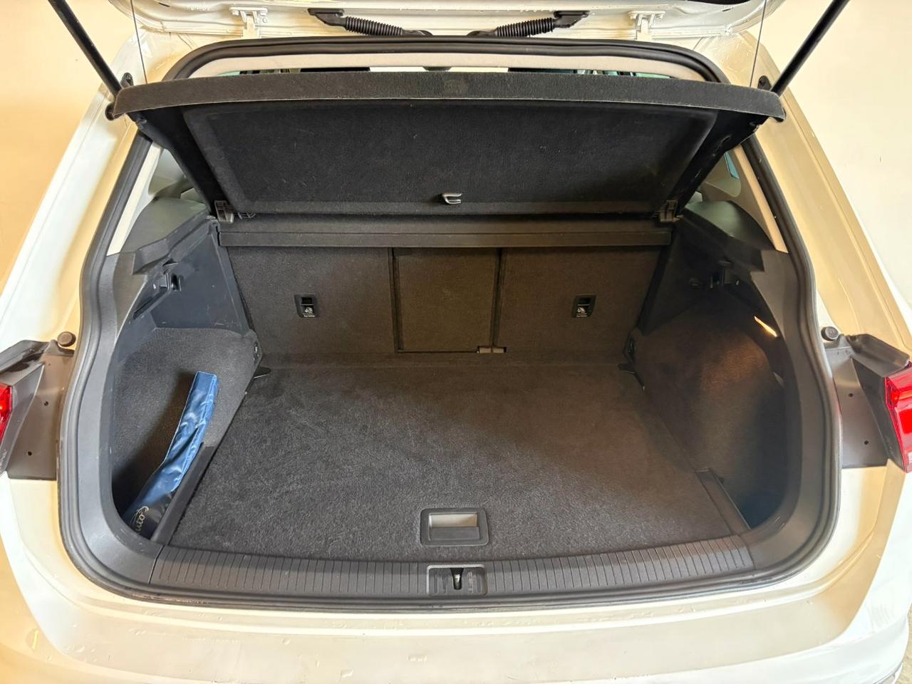 Volkswagen Tiguan 1.6 tdi R-Line 115cv