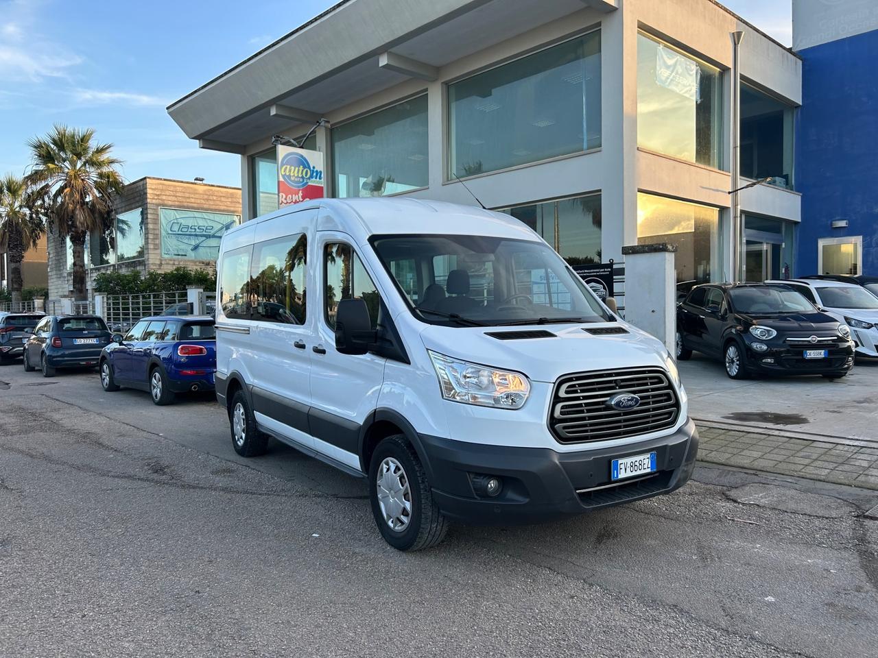 Ford Transit 350 2.0TDCi EcoBlue 130CV 9 posti+pedana disabili