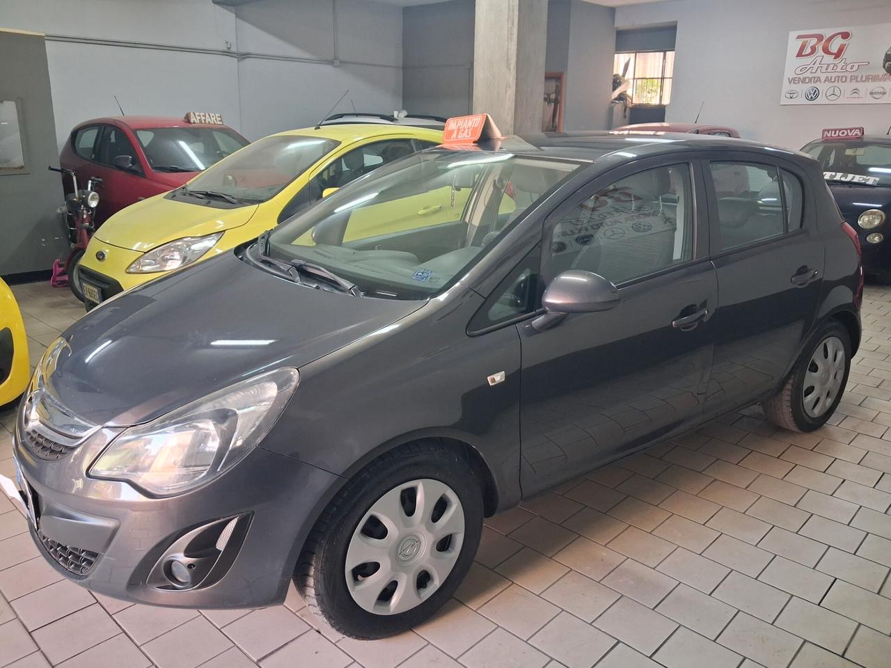 Opel Corsa 1.2 85CV 5 porte GPL-TECH 2014 unico prop