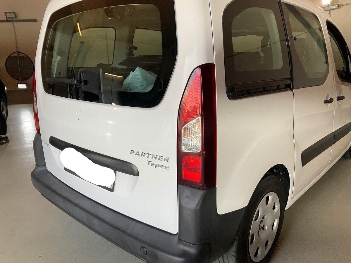 Peugeot Partner Tepee BlueHDi 100 Active