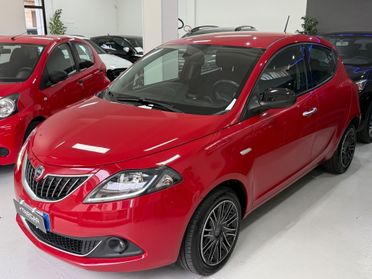 Lancia Ypsilon 1.0 Hybrid Gold *Camera*Carplay