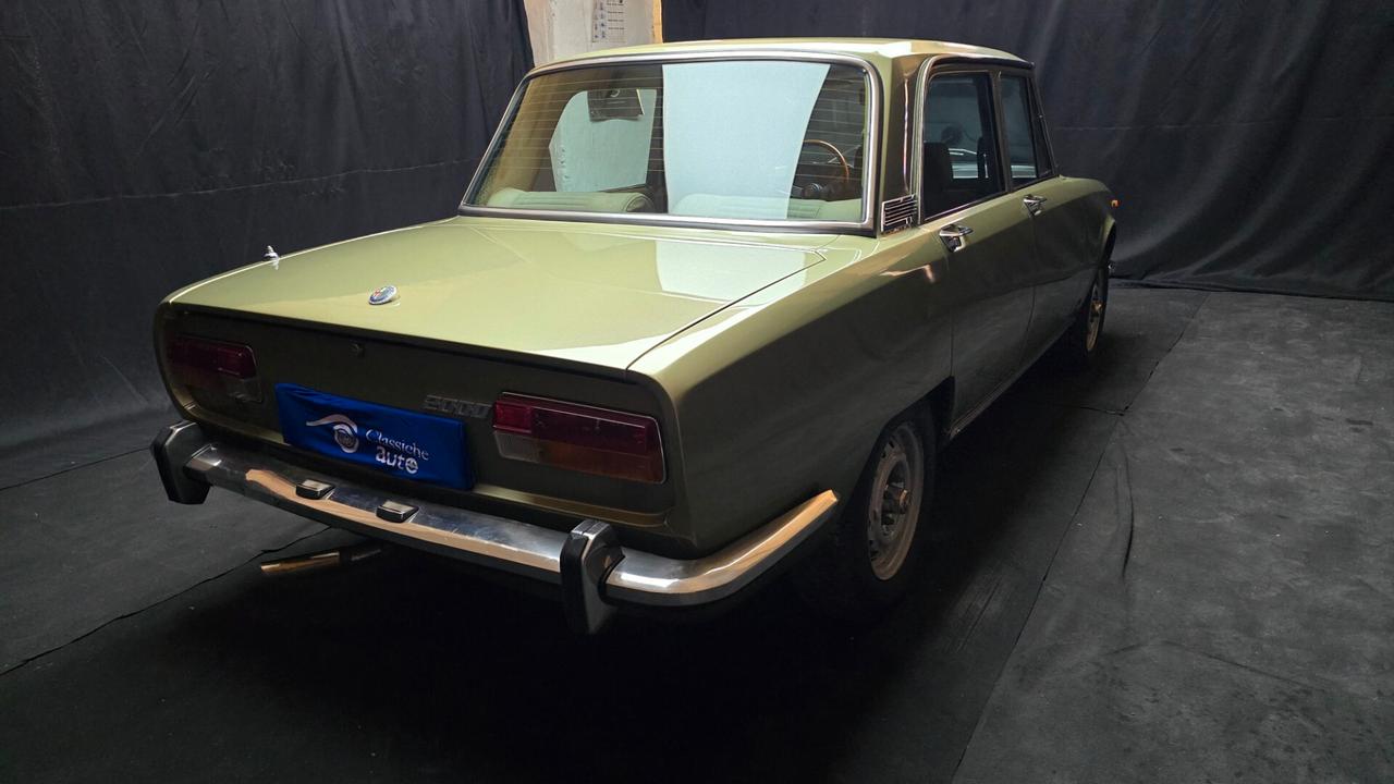 Alfa Romeo 2000 anno 1974 certificabile ASI