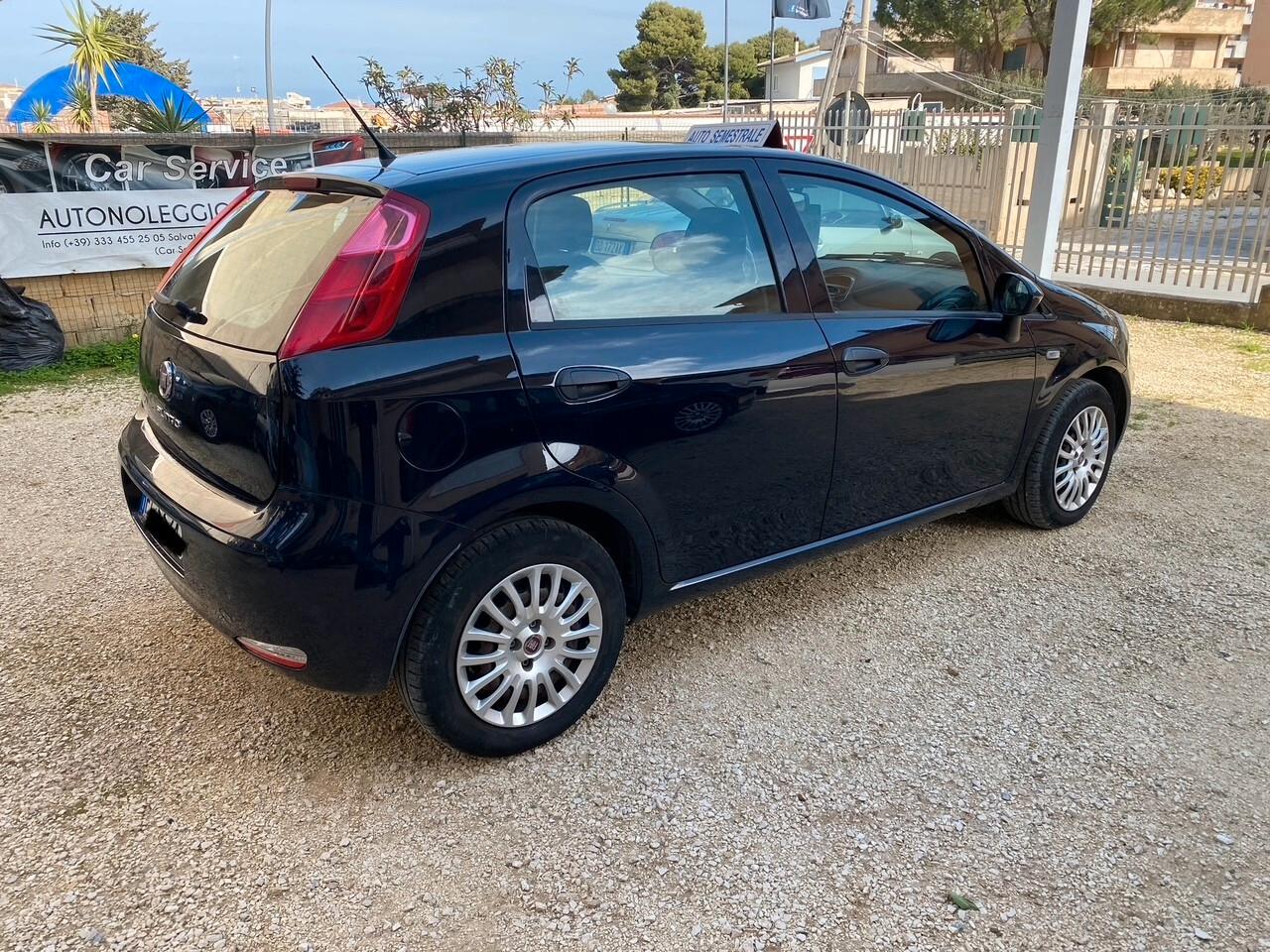 Fiat Punto 1.3 MJT II S&S 95 CV 5 porte Street