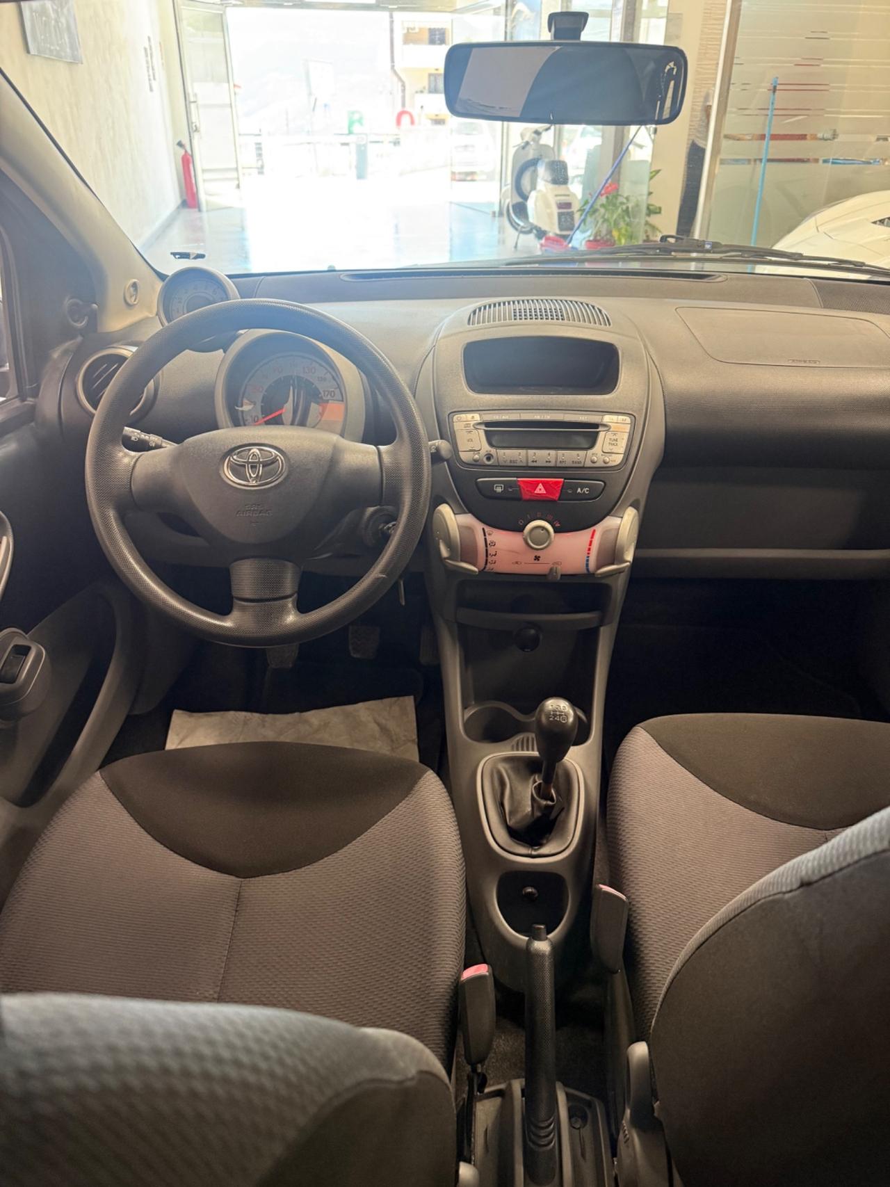 Toyota Aygo 1.0 12V VVT-i 5 porte Now