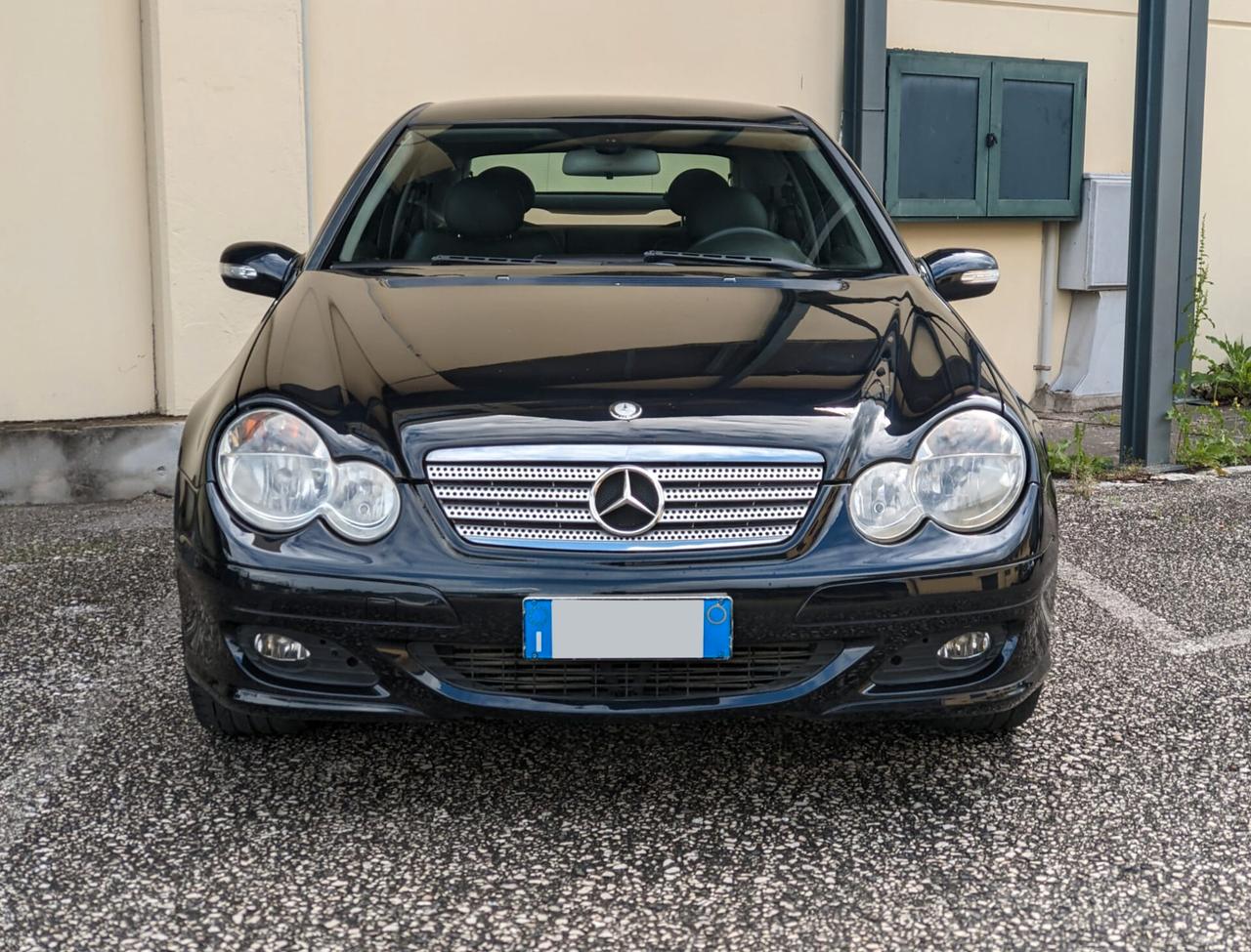 Mercedes-benz C 220 CDI Sportcoupé Classic