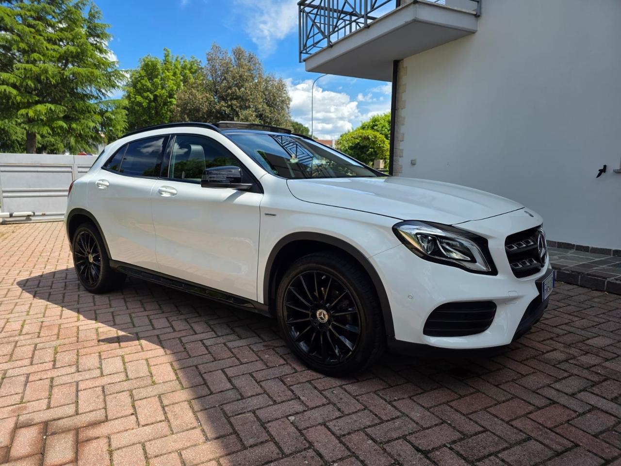 Mercedes-benz GLA 200 d Automatic Premium