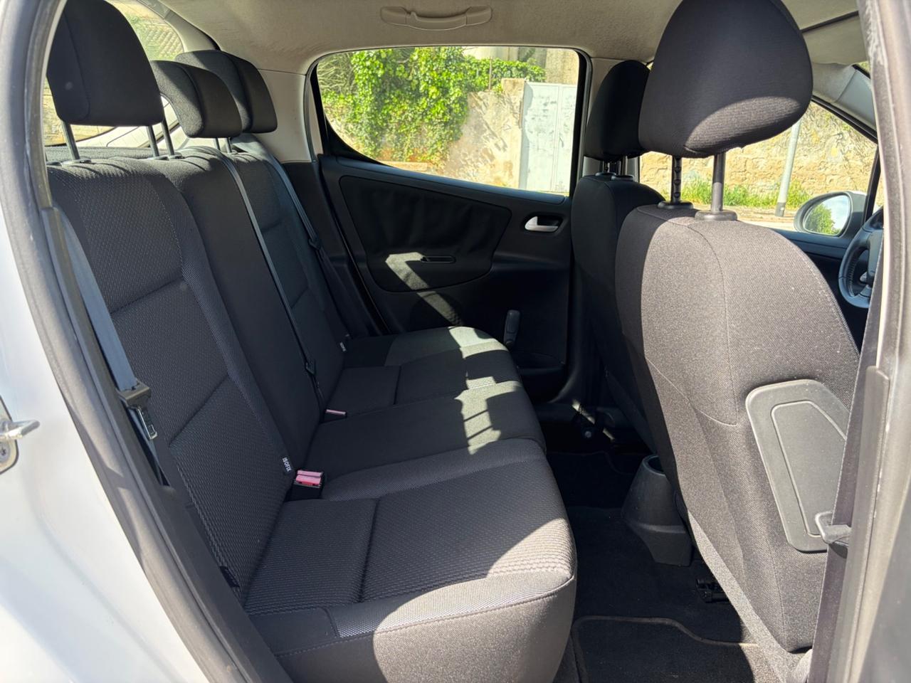 Peugeot 207 1.4 HDi 70CV 5p. Active