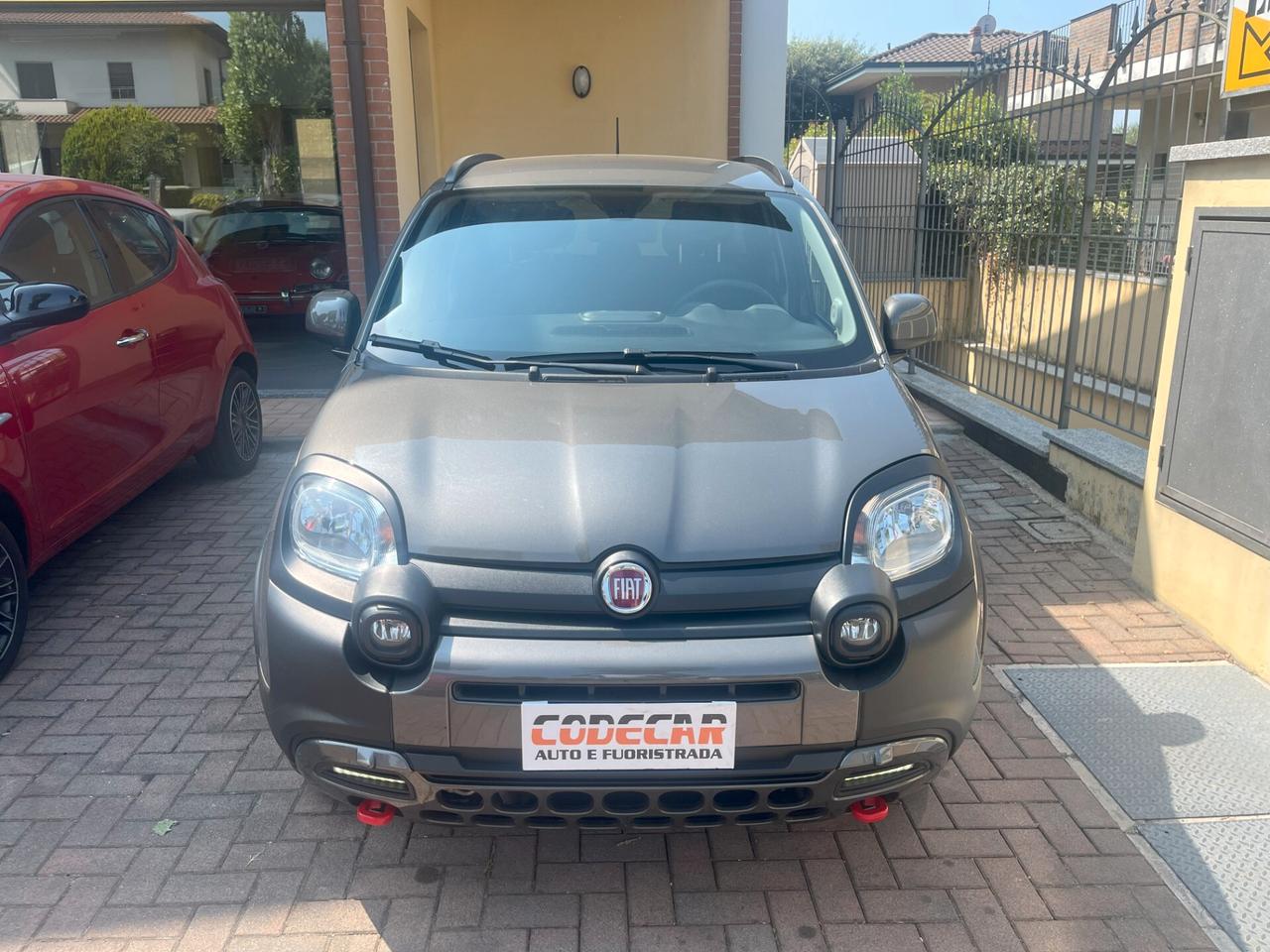 Fiat Panda 1.0 FireFly S&S Hybrid City Cross - Clima automatico - Fedinebbia - Touch screen