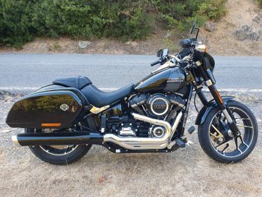 HARLEY DAVIDSON SPORT GLIDE PARI AL NUOVO