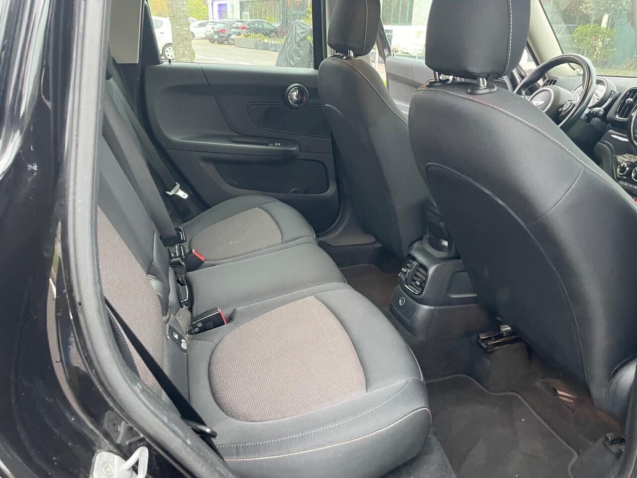 Mini Cooper Countryman 1.5 Countryman*Automatik*Cerchi*Neopatentai*