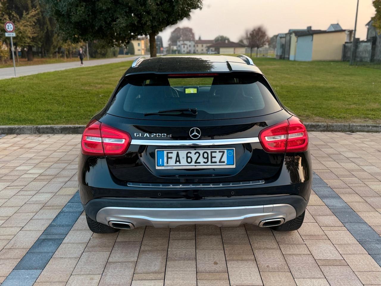 Mercedes-benz GLA 200 d Automatic NEOPATENTATI