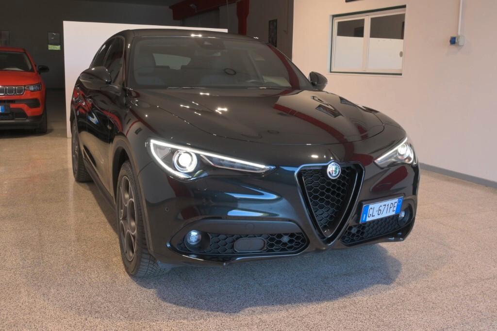 Alfa Romeo Stelvio 2.2 Turbodiesel 190 CV AT8 Q4 Sprint
