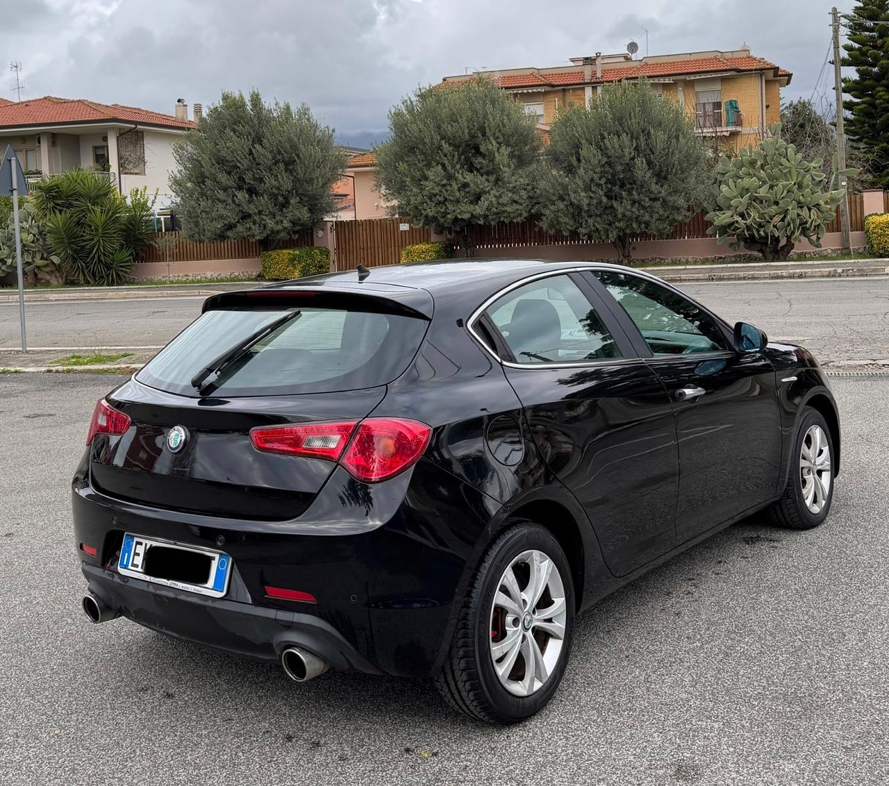 Alfa Romeo Giulietta 1.6 JTDm-2 105 CV Exclusive