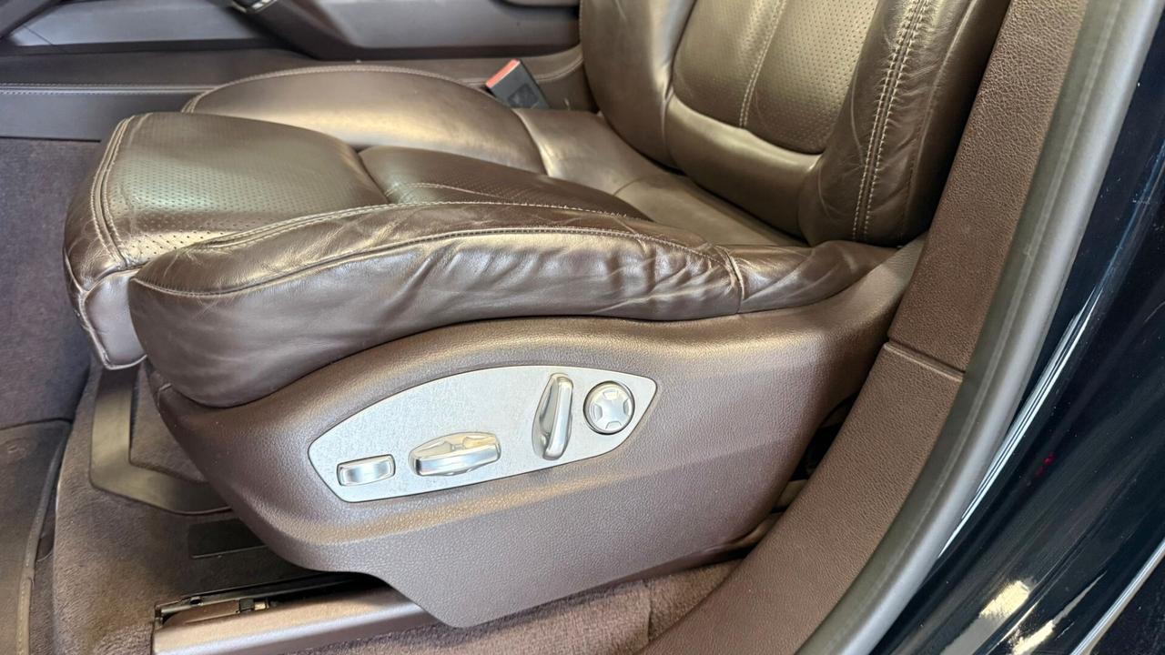 PORSCHE CAYENNE 3.0 DIESEL 2016 PLATINUM EDITION