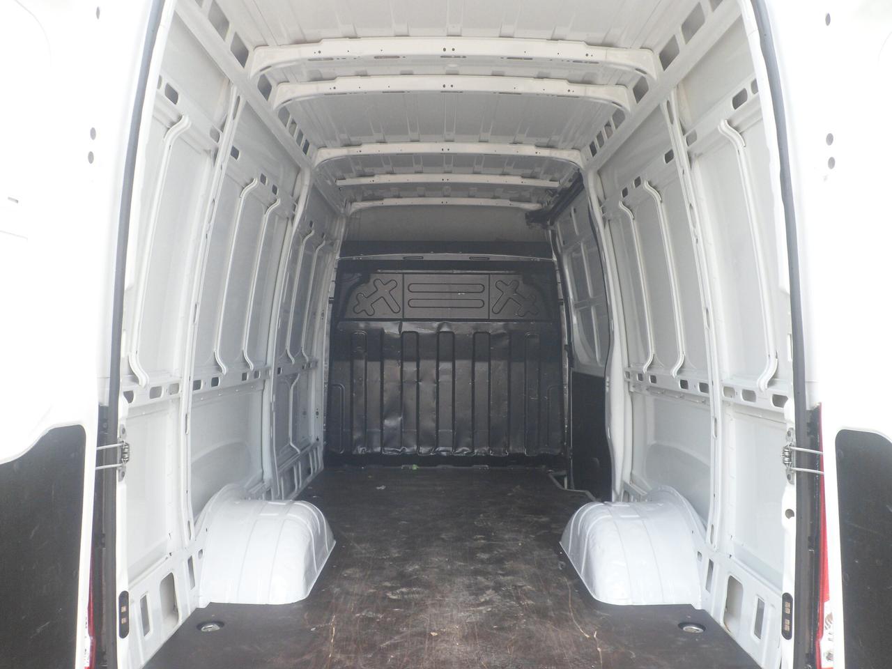 Iveco Daily 35c16 furgone medio alto