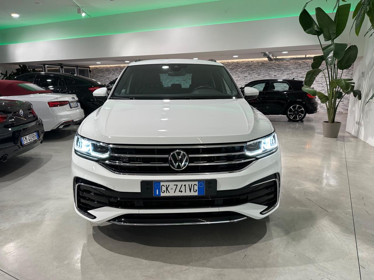 Volkswagen Tiguan 2.0 TDI 150 CV SCR DSG R-Line