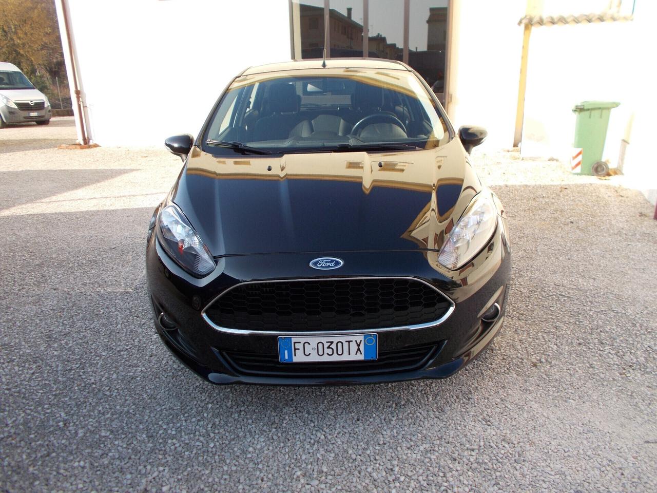 Ford Fiesta 1.5 TDCi 75CV 5 porte Titanium