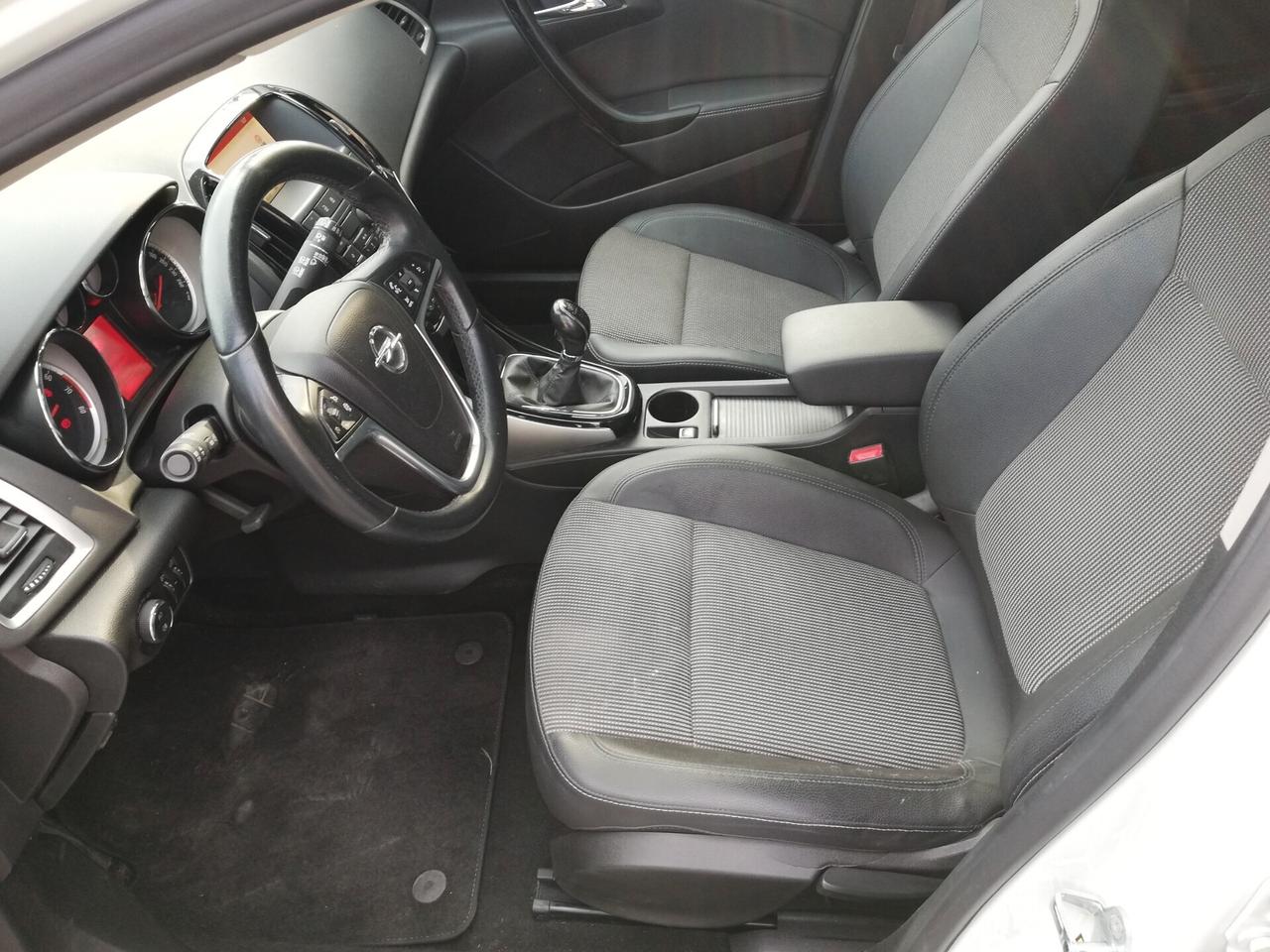 Opel Astra 1.4 Turbo 140CV 5 porte GPL Tech Cosmo