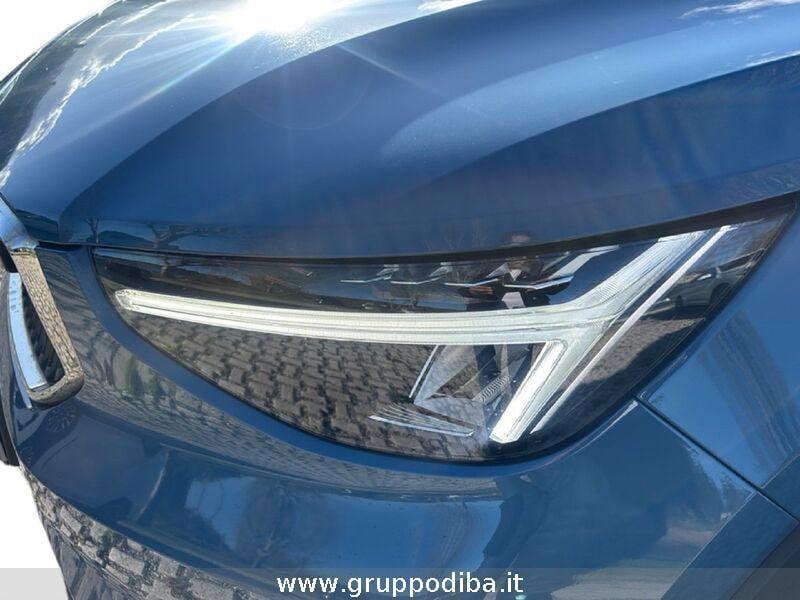Volvo XC40 2023 2.0 b3 Ultimate Bright auto