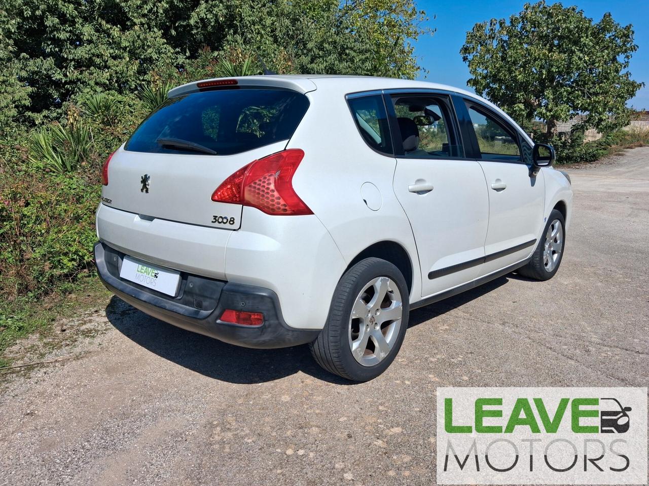 Peugeot 3008 1.6 HDi 112CV (M1591)