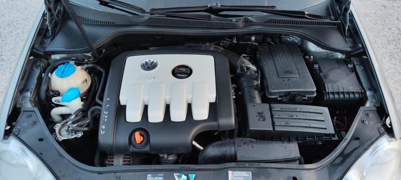 Volkswagen Golf 2.0 16V TDI 3p. Sportline