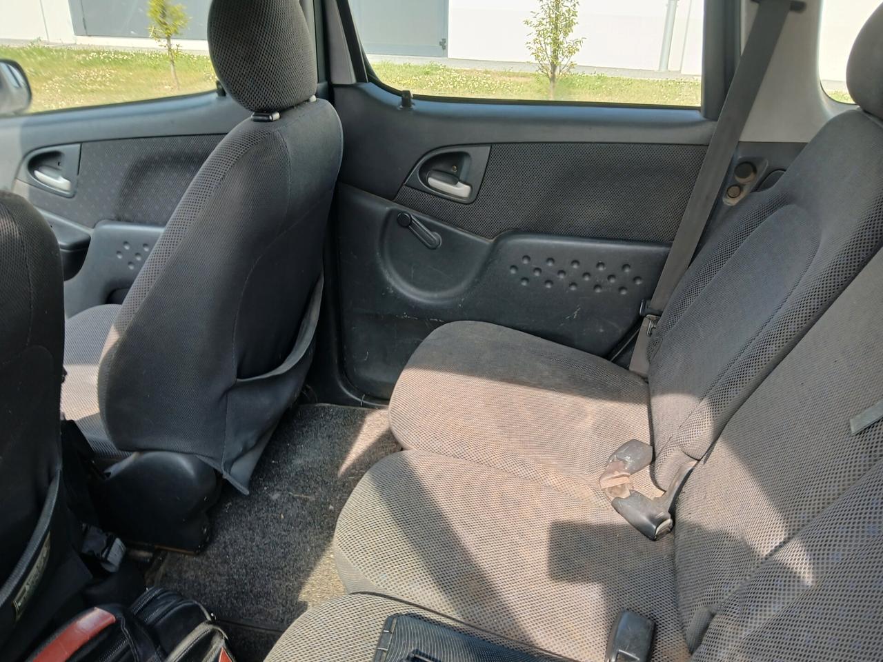 Toyota Yaris 1.4 tdi D-4D