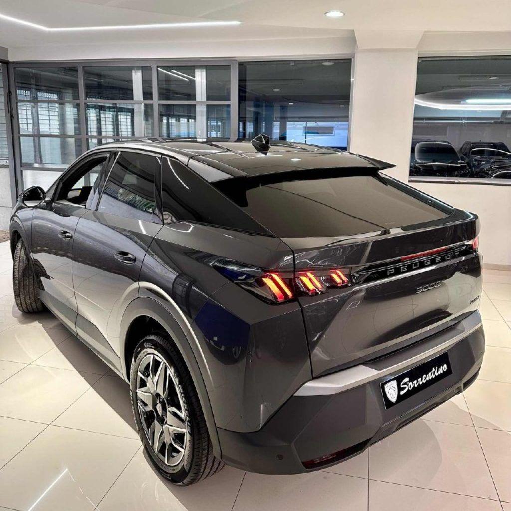 Peugeot 3008 GT Hybrid 145 TURBO A CATENA 8 ANNI DI GARANZIA