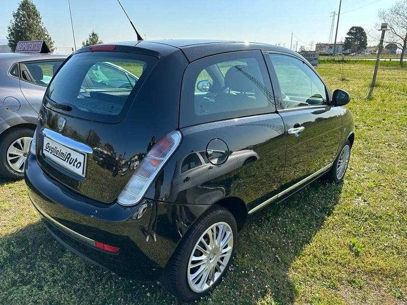 Lancia Ypsilon 1.2 69 CV Platino