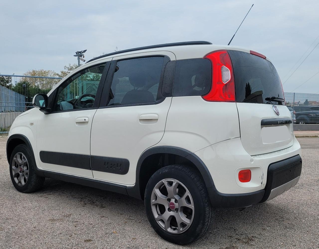 Fiat Panda 1.3 MJT 16V DPF 4x4 Climbing