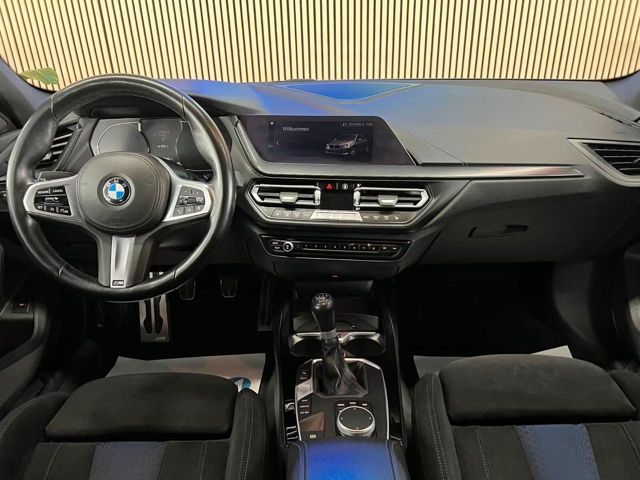 Bmw 118 M SPORT INTERNI A GUSCIO(INTROVABILE) SEN PARK DOPPI VETRI SCURI 18" PORTELLONE ELETTRICO IN ARRIVO